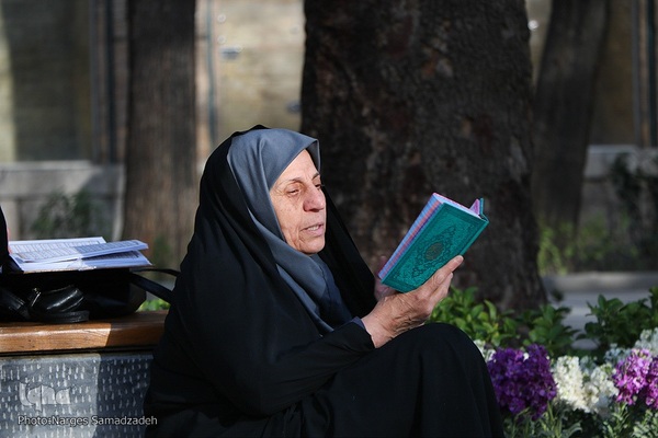 آیین جزء‌خوانی قرآن کریم در چهارباغ اصفهان