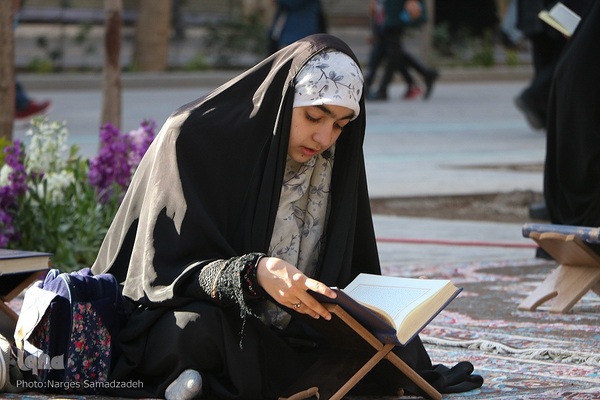 آیین جزء‌خوانی قرآن کریم در چهارباغ اصفهان