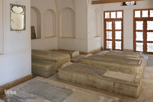 تکیه بختیاری‌های تخت فولاد