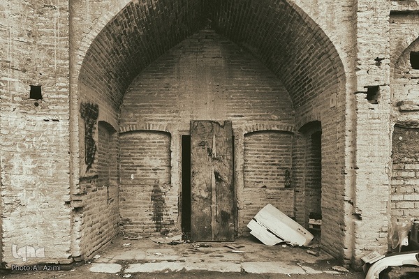 گذشته استمراری؛ کاروانسرای ملک