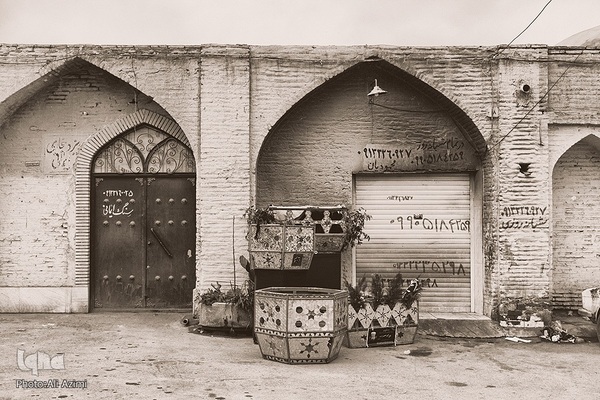 گذشته استمراری؛ کاروانسرای ملک