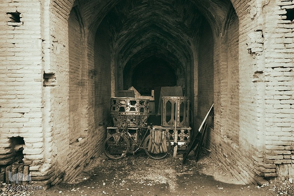 گذشته استمراری؛ کاروانسرای ملک