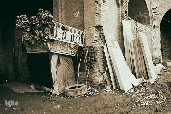 گذشته استمراری؛ کاروانسرای ملک