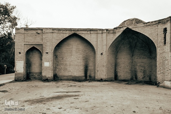 گذشته استمراری؛ کاروانسرای ملک