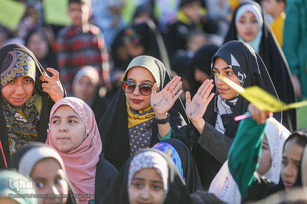 جشن روزه‌اولی‌ها در حرم حضرت زینب خواهر امام رضا (ع)