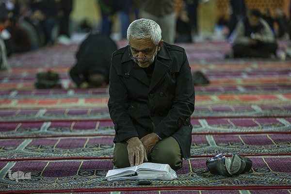 مراسم شب ۱۹ رمضان در مسجد جامع اصفهان