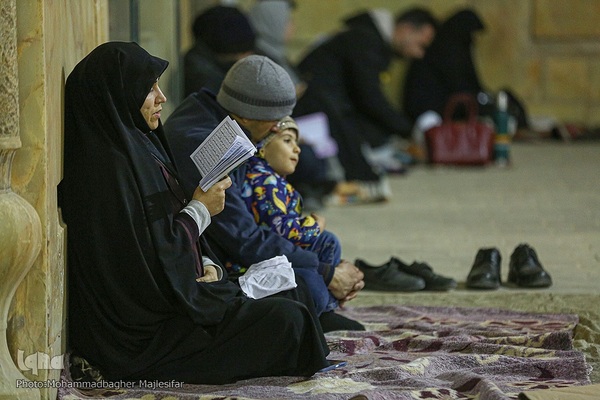 مراسم شب ۱۹ رمضان در مسجد جامع اصفهان