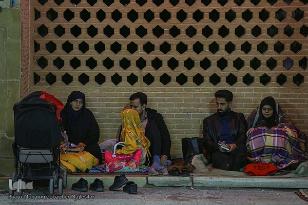 مراسم شب ۱۹ رمضان در مسجد جامع اصفهان