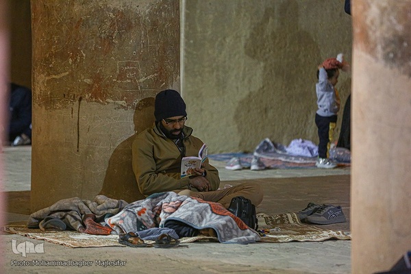 مراسم شب ۱۹ رمضان در مسجد جامع اصفهان