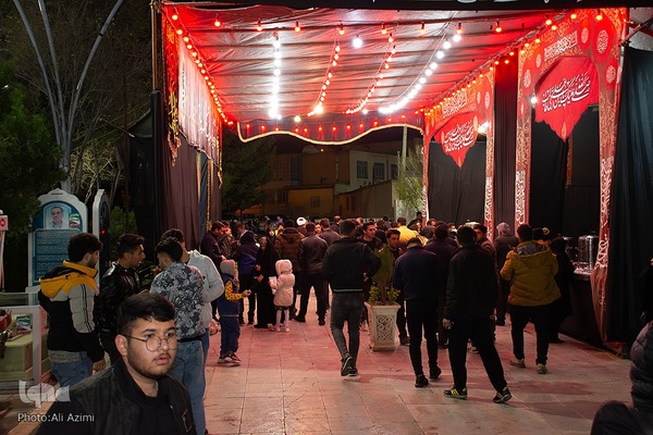 حال و هوای شب ۱۹ رمضان در گلستان شهدای اصفهان