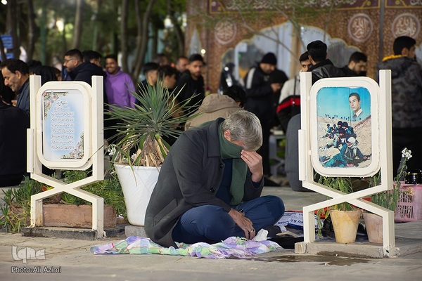 حال و هوای شب ۱۹ رمضان در گلستان شهدای اصفهان