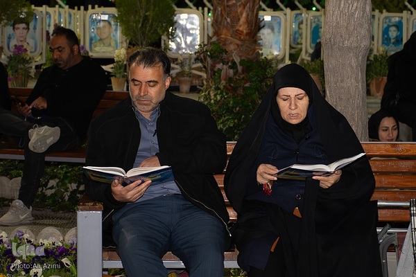 حال و هوای شب ۱۹ رمضان در گلستان شهدای اصفهان