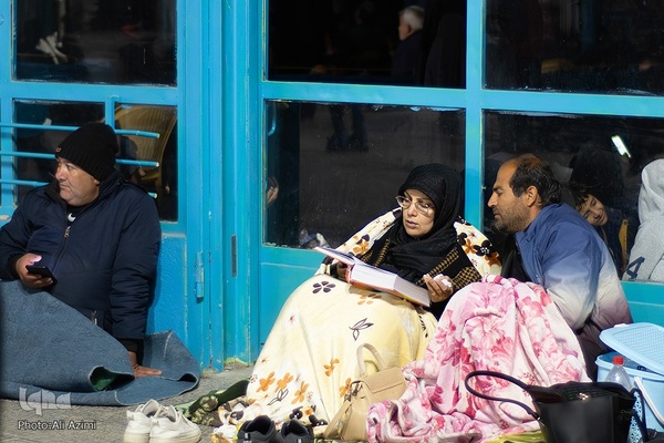 حال و هوای شب ۱۹ رمضان در گلستان شهدای اصفهان