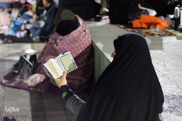 حال و هوای شب ۱۹ رمضان در گلستان شهدای اصفهان