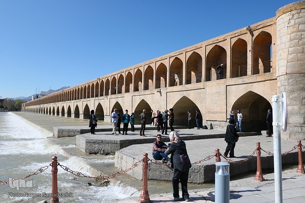 گشت‌وگذار نوروزی بر فراز زاینده‌رود