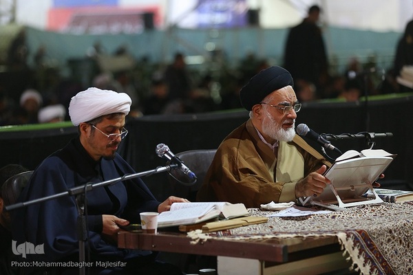 مراسم احیای شب ۲۳ رمضان در مصلای اصفهان