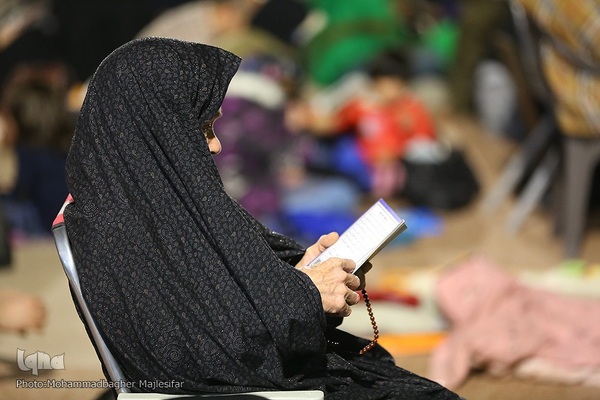 مراسم احیای شب ۲۳ رمضان در مصلای اصفهان