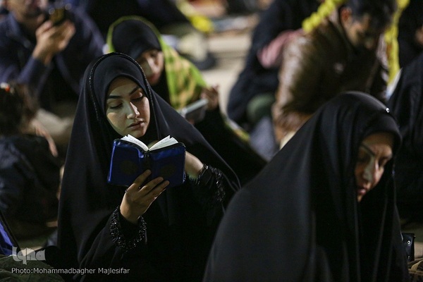 مراسم احیای شب ۲۳ رمضان در مصلای اصفهان