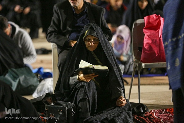 مراسم احیای شب ۲۳ رمضان در مصلای اصفهان