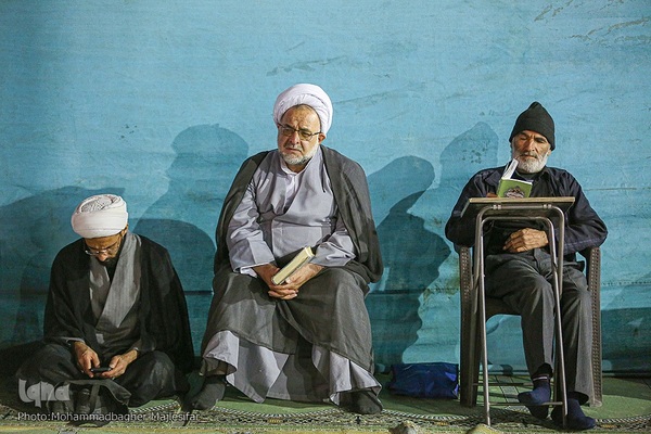 مراسم احیای شب ۲۳ رمضان در مصلای اصفهان