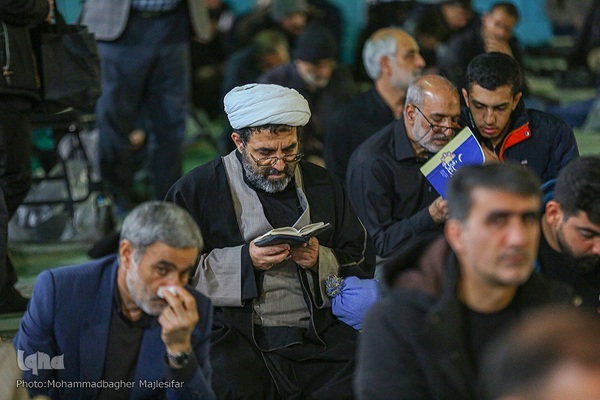 مراسم احیای شب ۲۳ رمضان در مصلای اصفهان