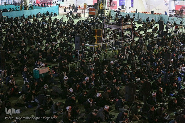 مراسم احیای شب ۲۳ رمضان در مصلای اصفهان