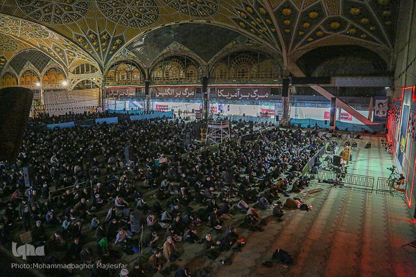 مراسم احیای شب ۲۳ رمضان در مصلای اصفهان