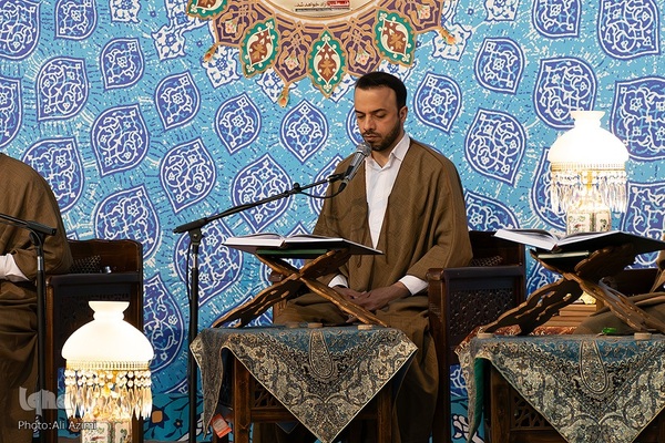 آیین جزء‌خوانی قرآن در امامزاده نرمی دولت‌آباد