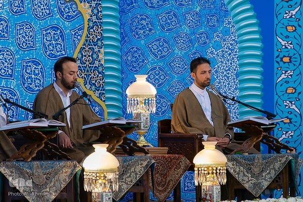 آیین جزء‌خوانی قرآن در امامزاده نرمی دولت‌آباد