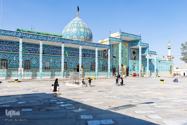 آیین جزء‌خوانی قرآن در امامزاده نرمی دولت‌آباد