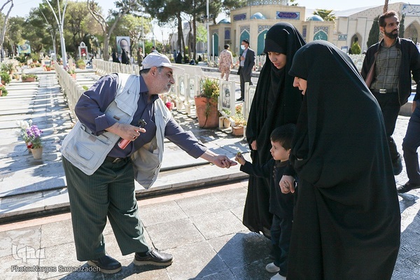 گلستان شهدای اصفهان در انتظار پیکر شهید زاهدی