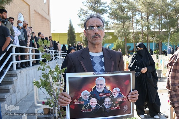 گلستان شهدای اصفهان در انتظار پیکر شهید زاهدی