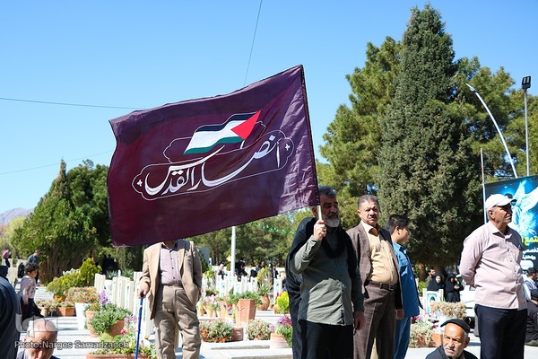 گلستان شهدای اصفهان در انتظار پیکر شهید زاهدی