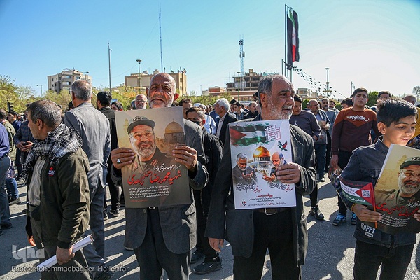 آیین تشییع و خاکسپاری پیکر شهید زاهدی در اصفهان