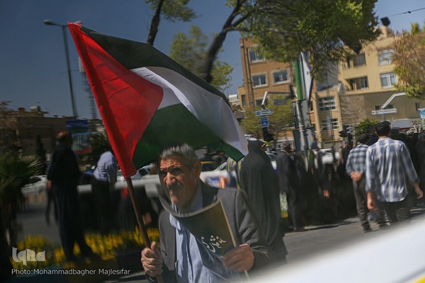 آیین تشییع و خاکسپاری پیکر شهید زاهدی در اصفهان