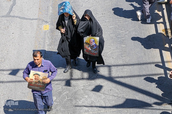 آیین تشییع و خاکسپاری پیکر شهید زاهدی در اصفهان