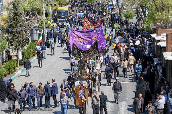 آیین تشییع و خاکسپاری پیکر شهید زاهدی در اصفهان