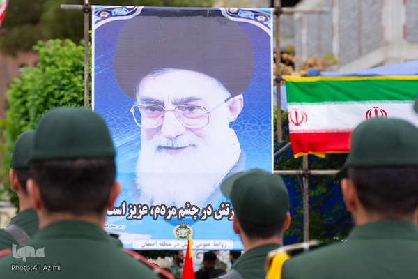 مراسم روز ارتش در اصفهان