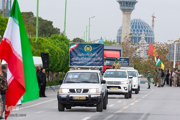 مراسم روز ارتش در اصفهان