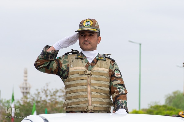 مراسم روز ارتش در اصفهان