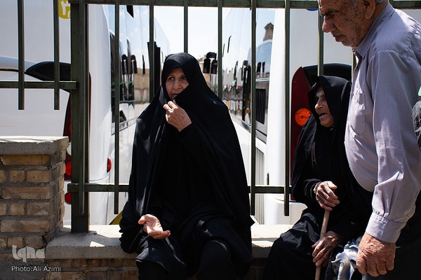 راهپیمایی مردم اصفهان در حمایت از عملیات «وعده صادق»