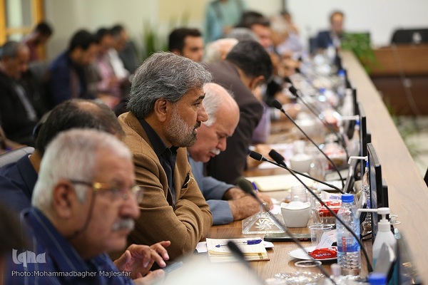 نشست خبری استاندار اصفهان با اصحاب رسانه