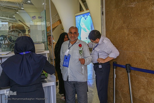 نخستین پرواز زائران اصفهانی به سرزمین وحی