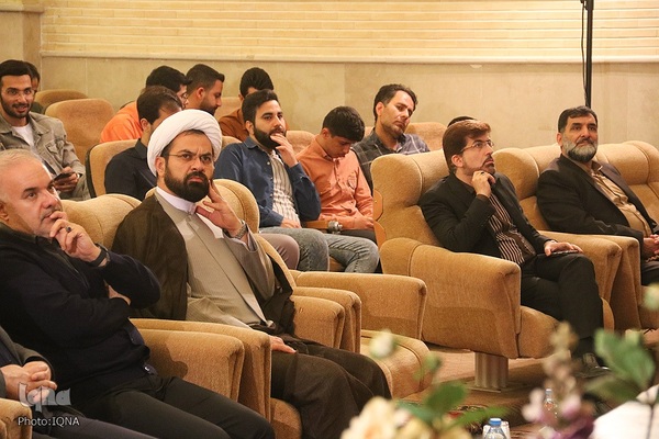 آیین تجلیل از خادمین قرآن کریم در اصفهان