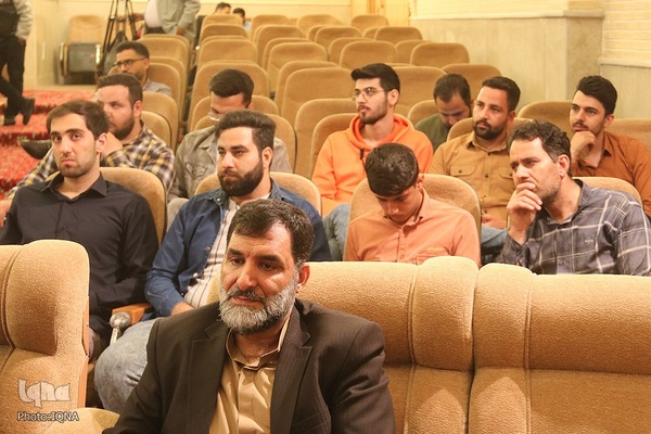 آیین تجلیل از خادمین قرآن کریم در اصفهان