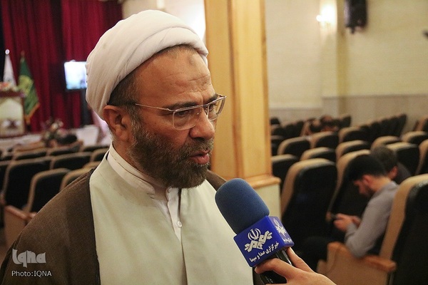 آیین تجلیل از خادمین قرآن کریم در اصفهان