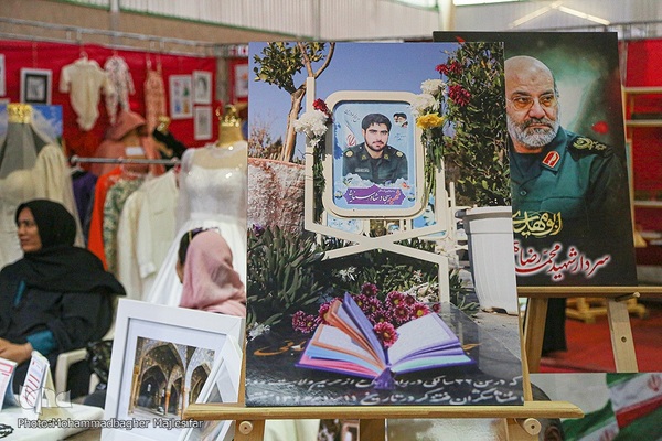 نمایشگاه هنری «شهردخت» در پل تاریخی شهرستان