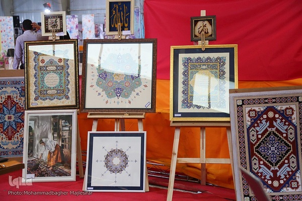 نمایشگاه هنری «شهردخت» در پل تاریخی شهرستان