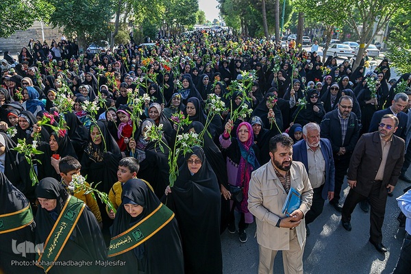 جشن دخترانه «خواهر خورشید» در اصفهان