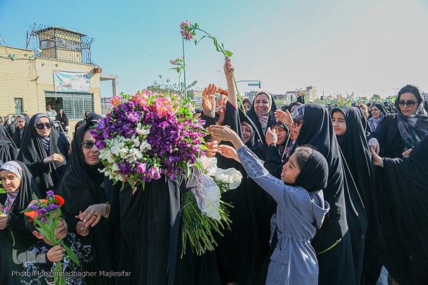 جشن دخترانه «خواهر خورشید» در اصفهان